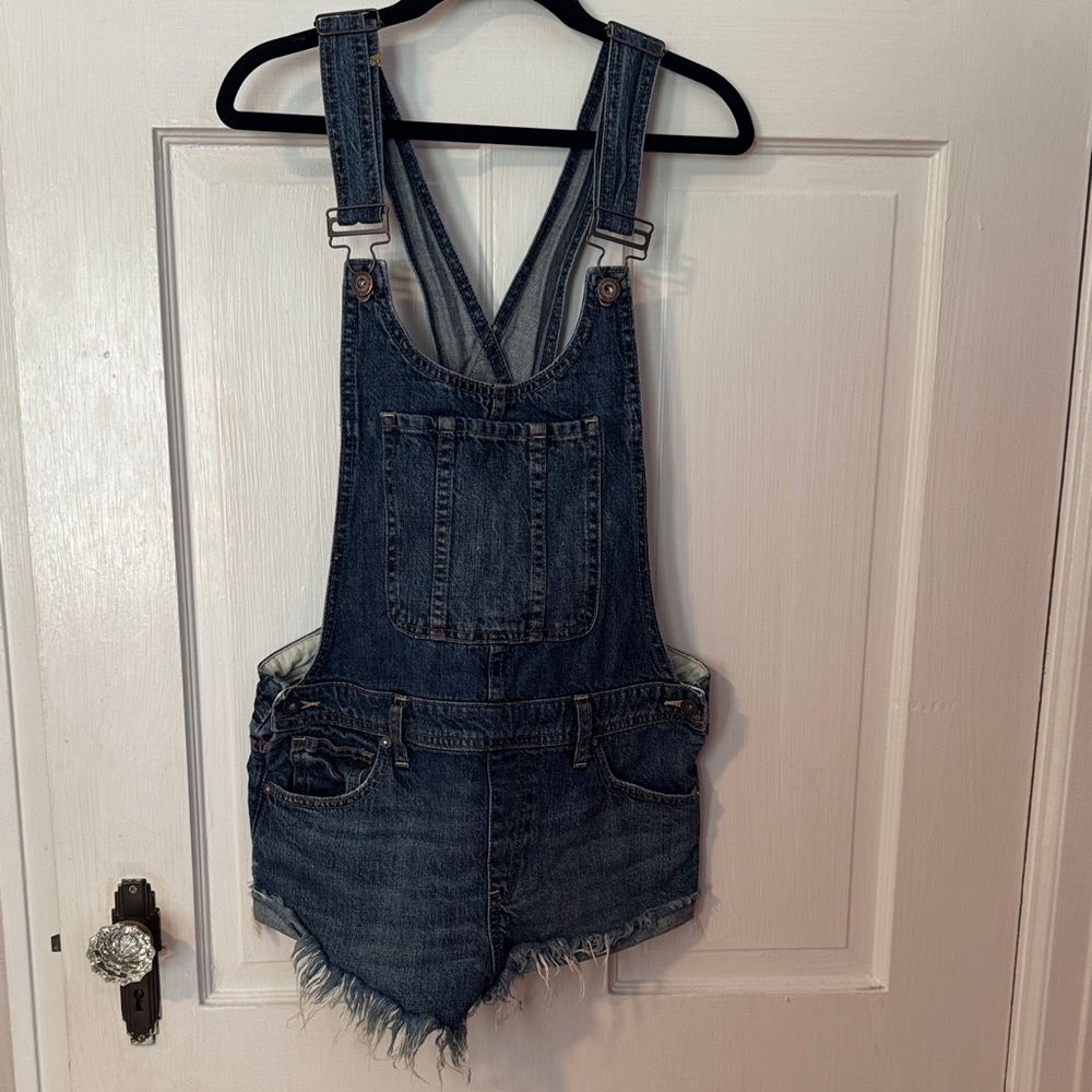 We the Free Denim Overalls Romper Cuffed Blue Jeans Shorts Size 27